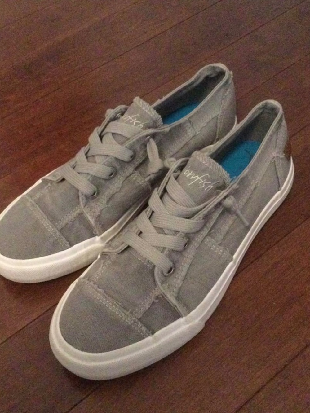Blowfish grey slip on runners